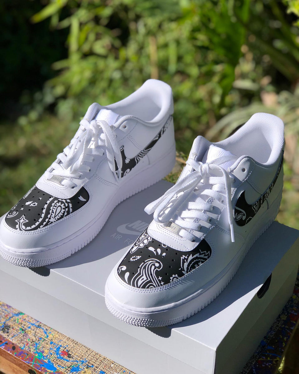 How To Customize Black Air Force 1's! 🎨👟 (EASY) 