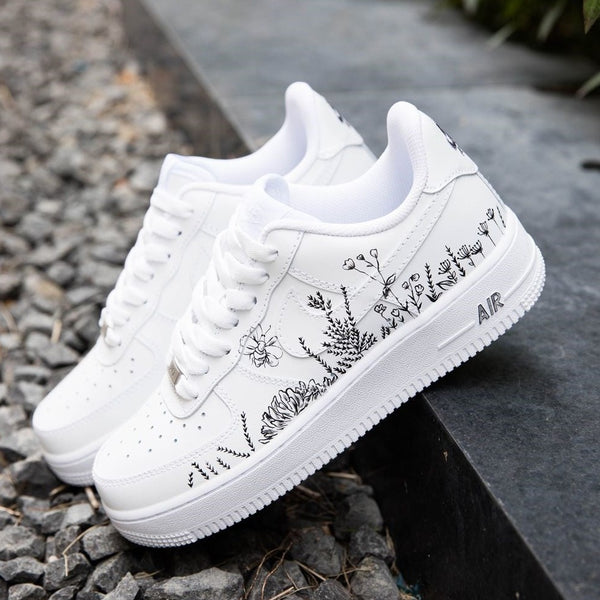 Bee Sketch  Custom Air Force 1