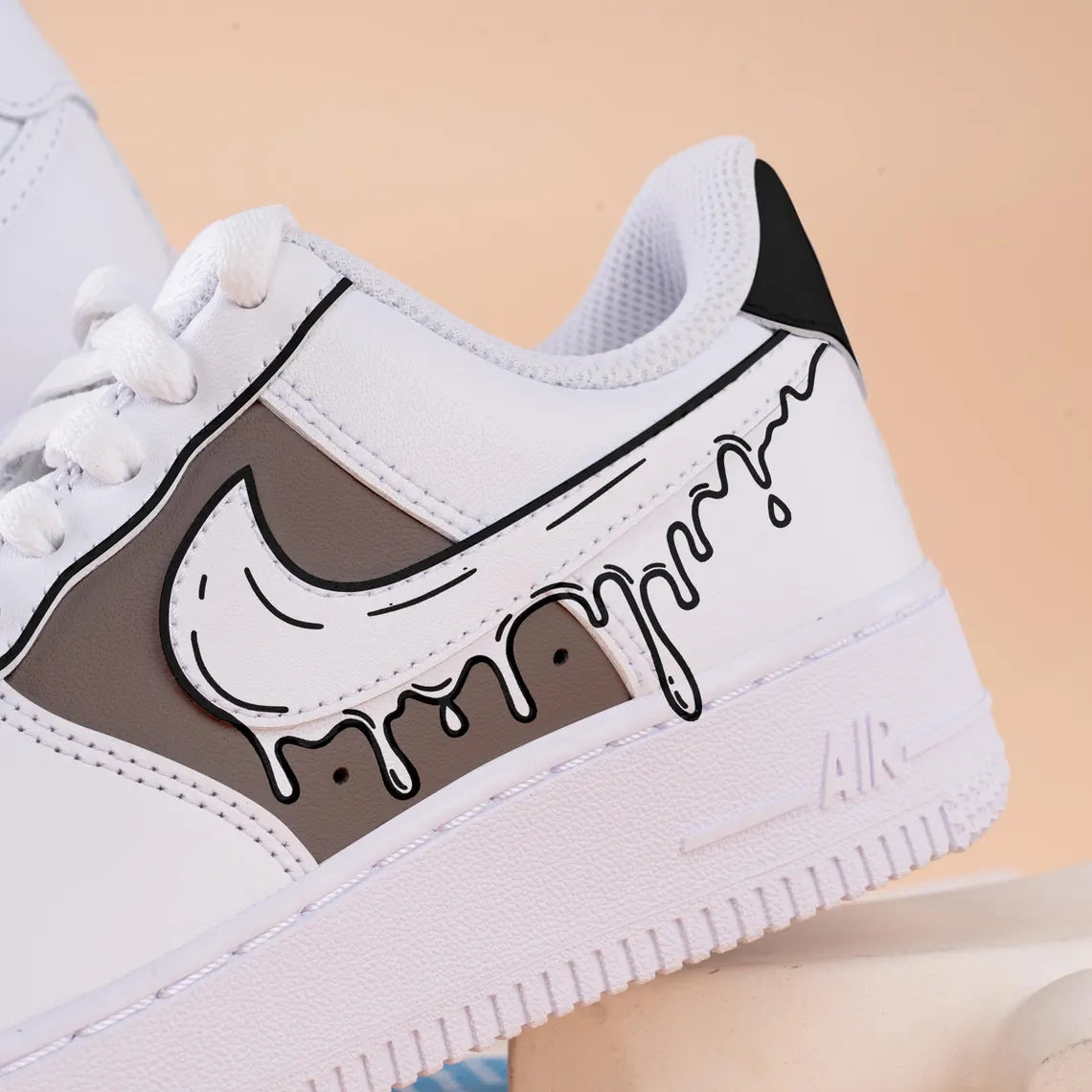Custom Air Force 1 White Black Drip Pattern