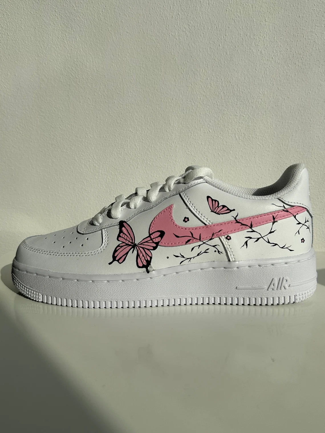 Custom Air Force 1 White Pink Butterflies