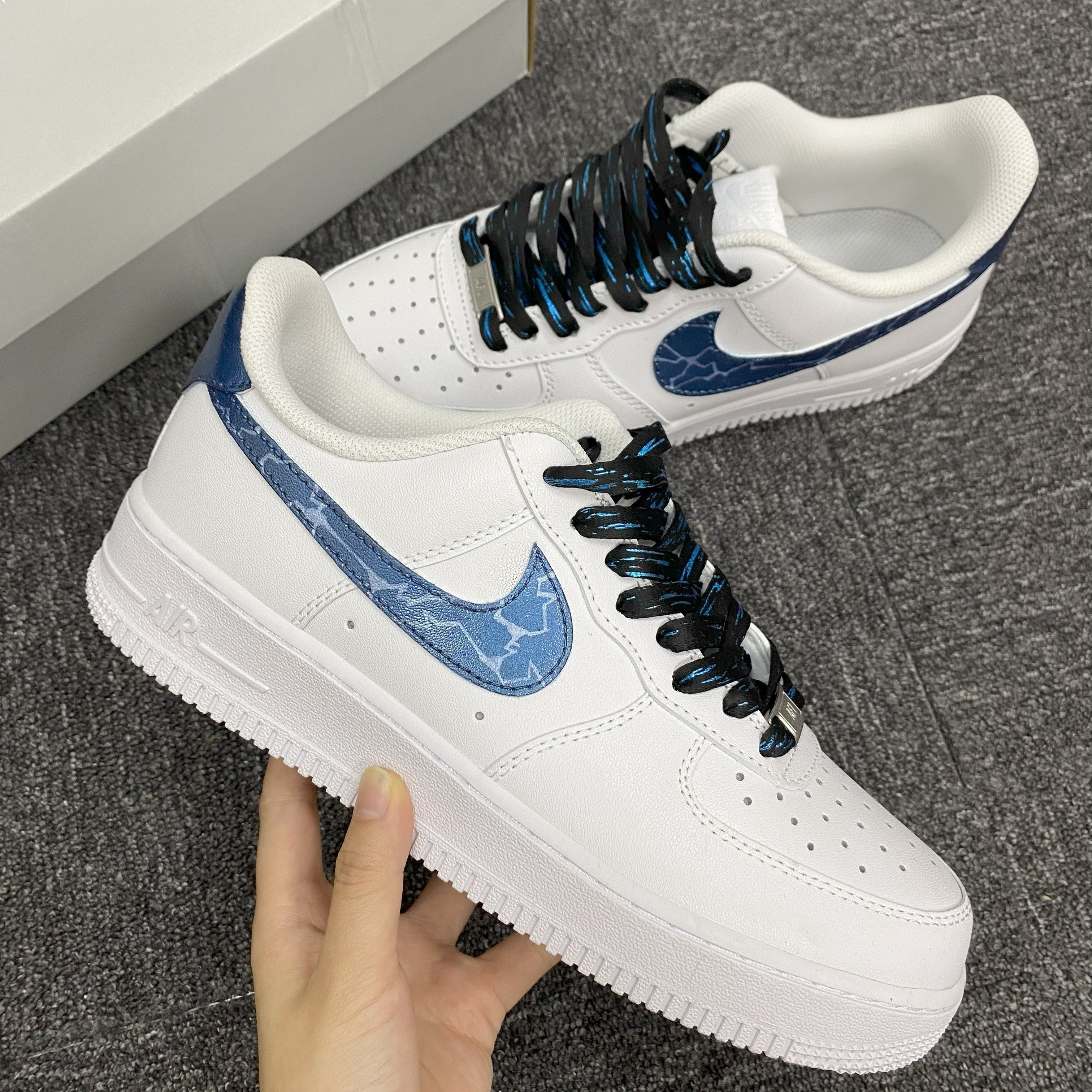 Custom Air Force 1 White With Blue Crackle Pattern 
