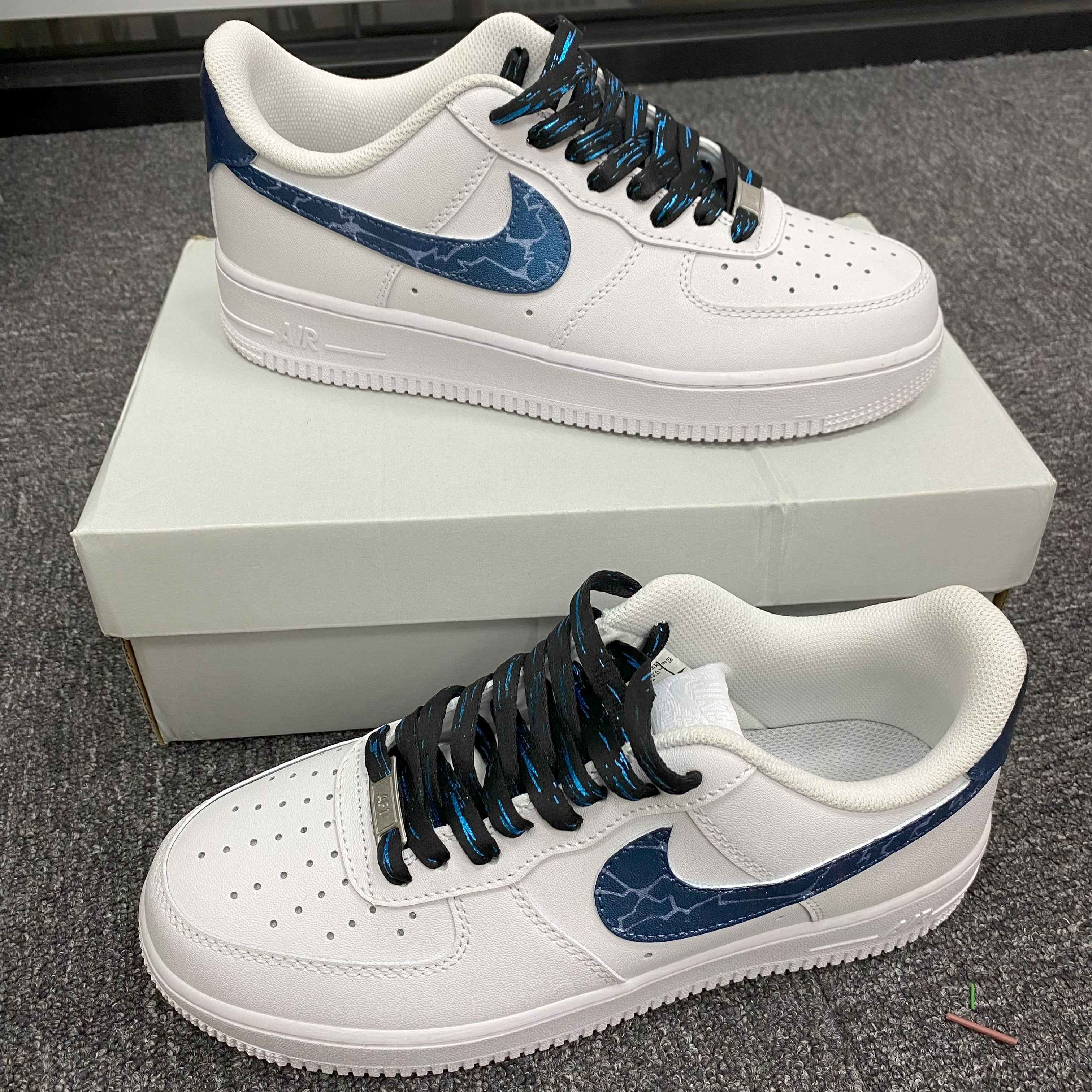 Custom Air Force 1 White With Blue Crackle Pattern 