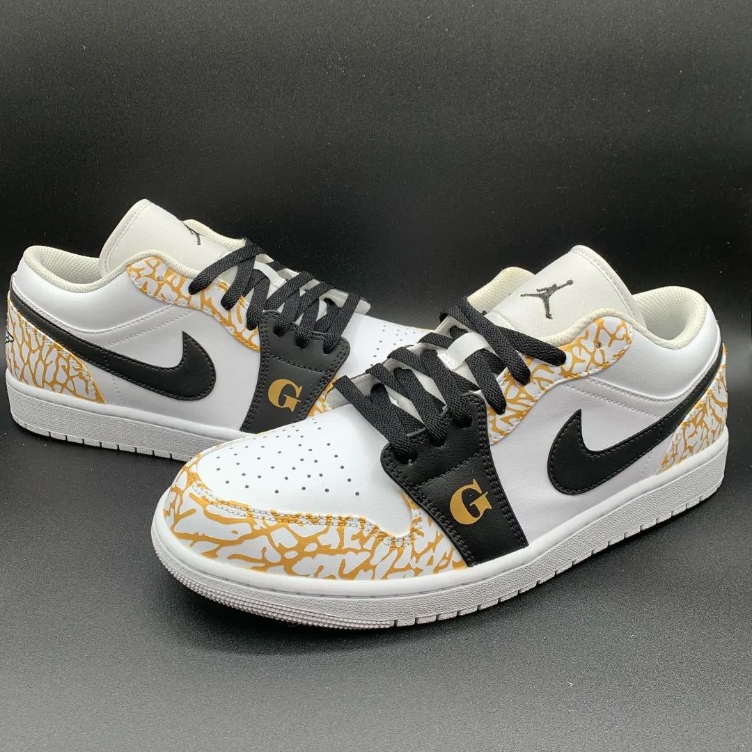 Custom Air Jordan 1 GG Crackle Pattern Black Gold – Unite Custom