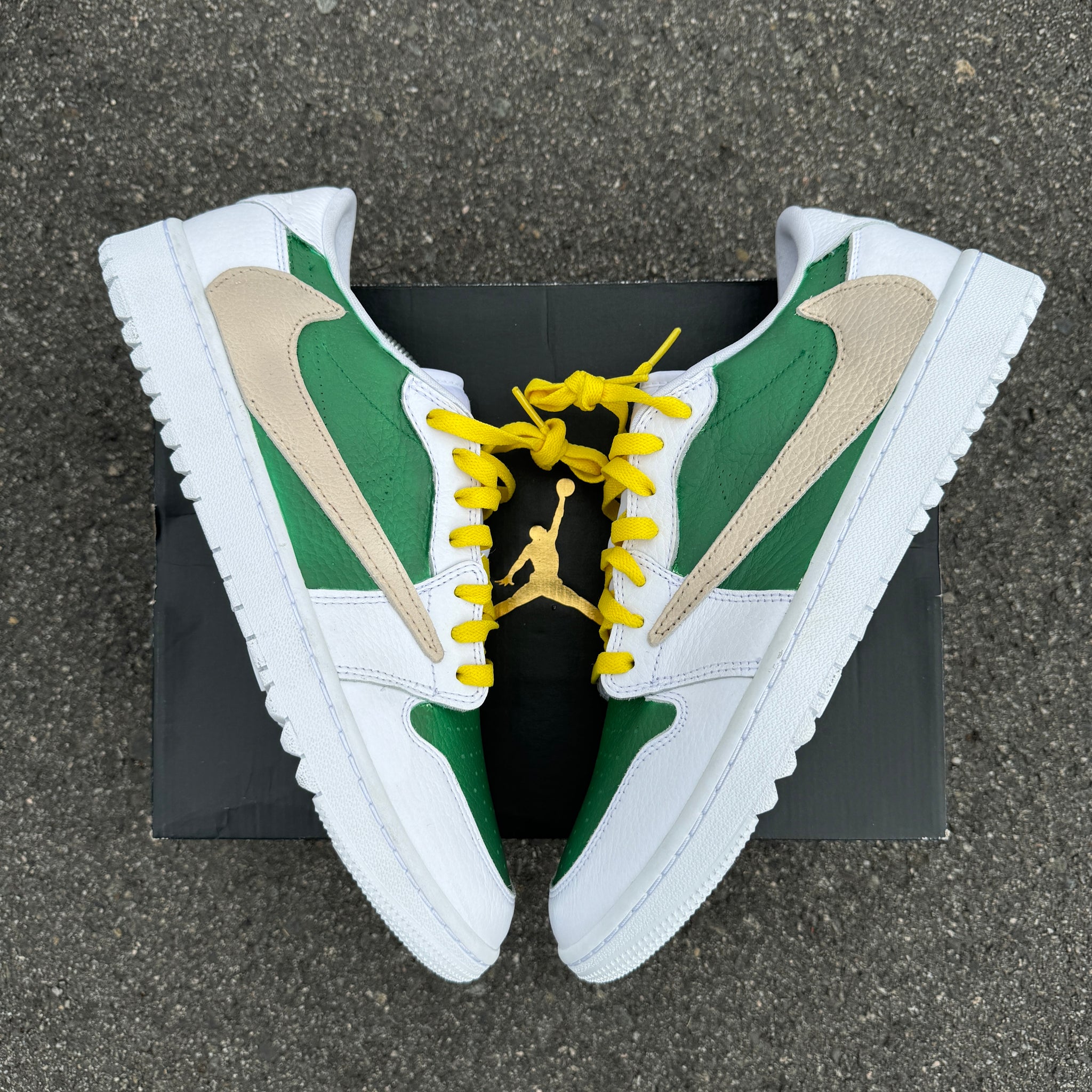 Custom Air Jordan 1 X Travis Scott White Green