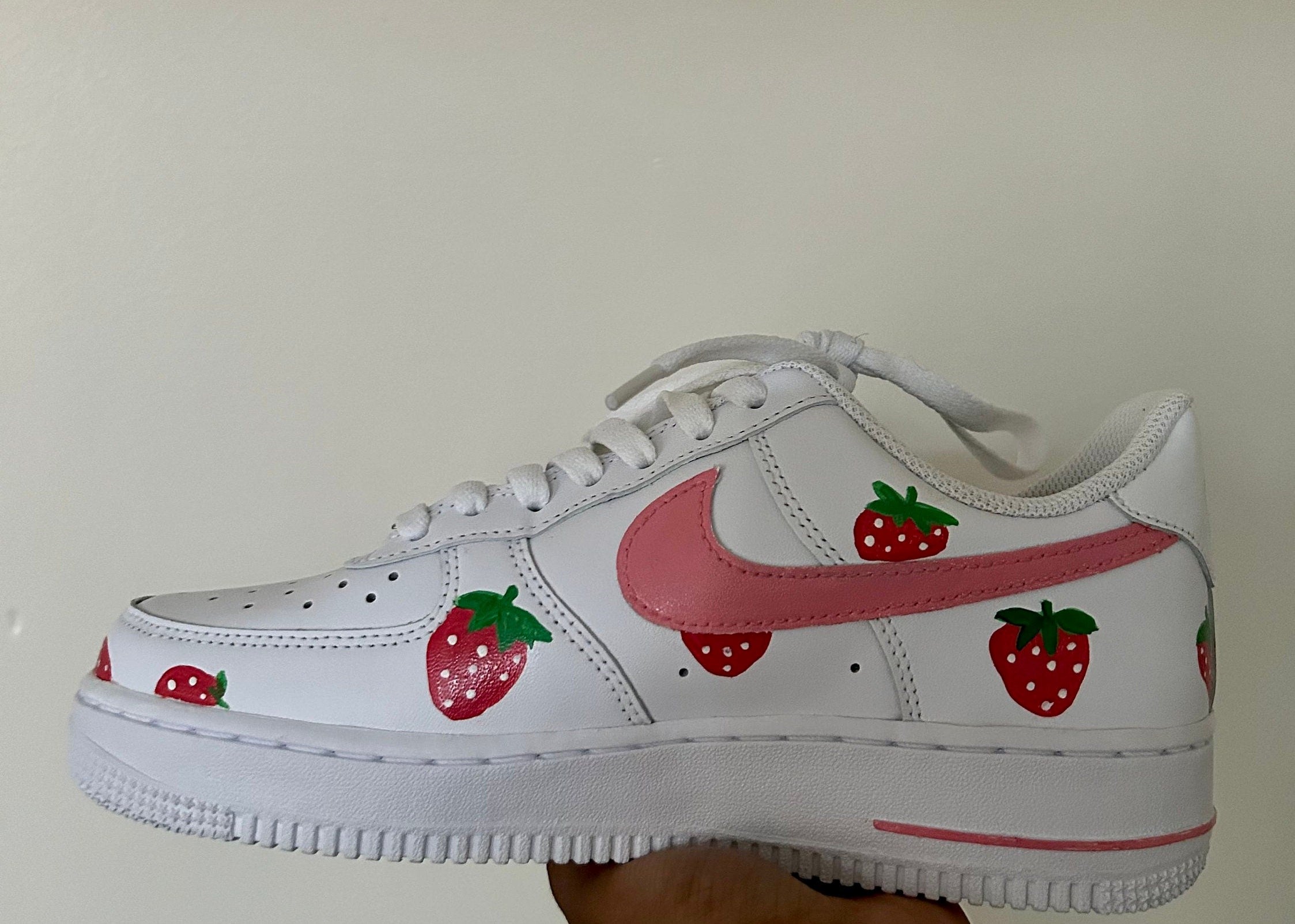 Strawberry Custom Air Force 1